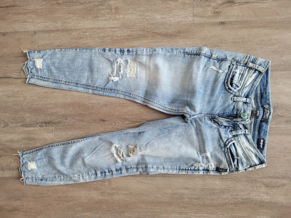 Silver Jeans Suki Distressed Denim thumbnail