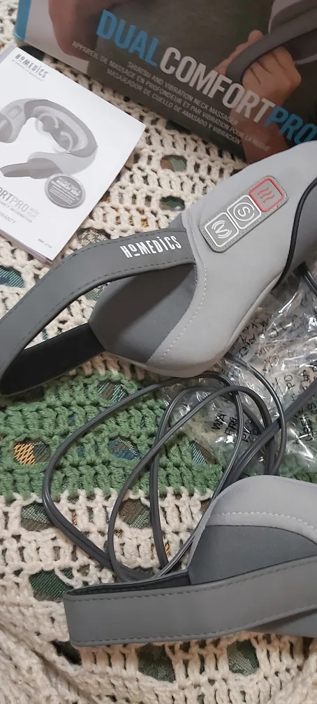 Dual comfort pro shiatsu and vibration neck massager image indicator(2)