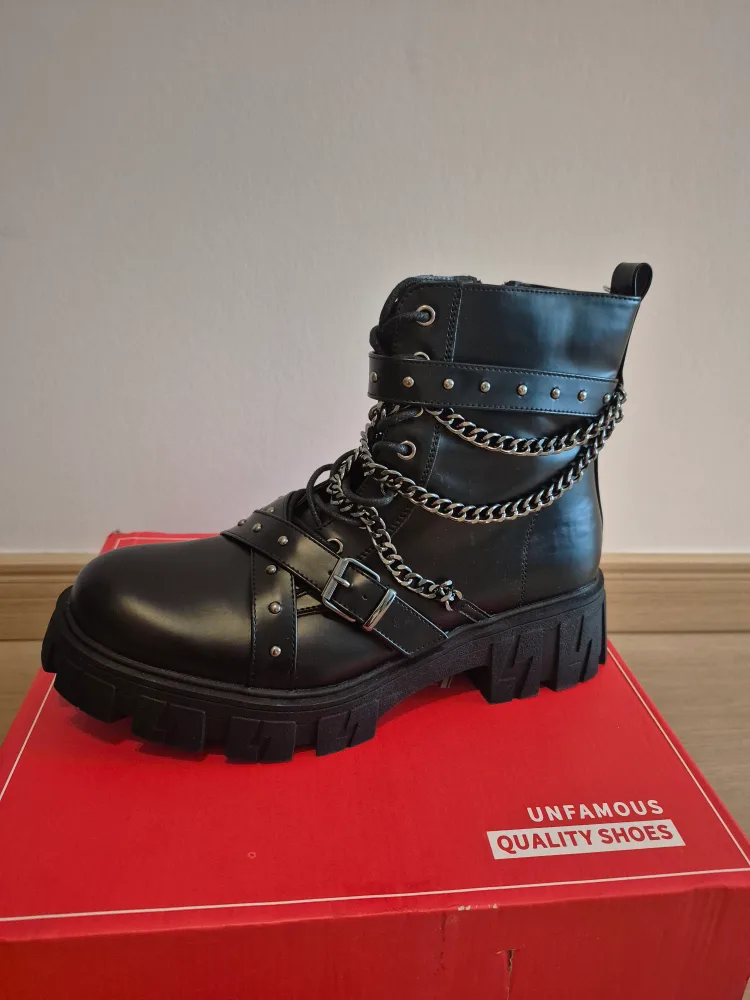 Jeossy Milan Black Chain Platform Boots image indicator(2)