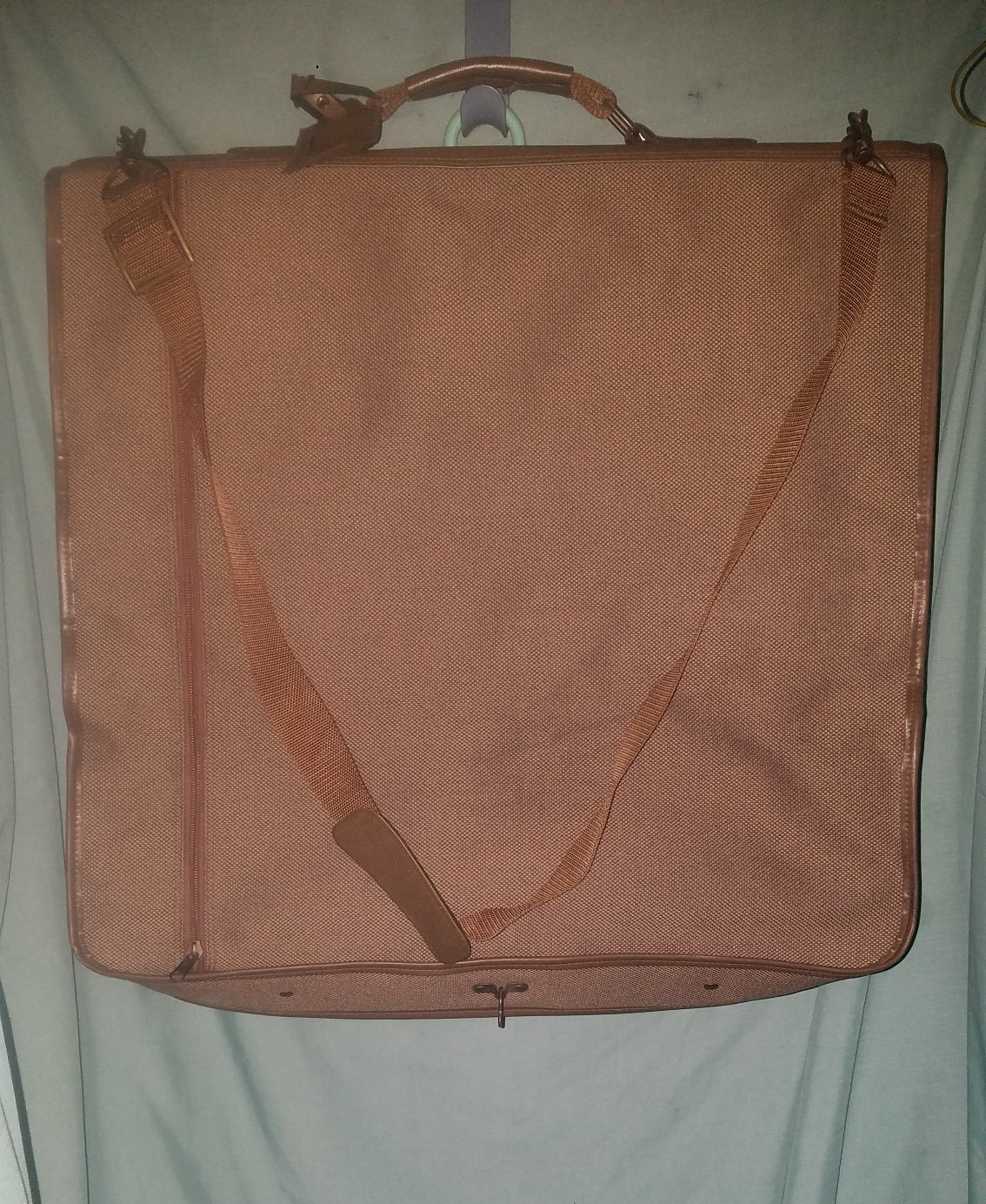 Luggage Gallery Carry On Garment Bag Suitcase Good Condition - photo 3