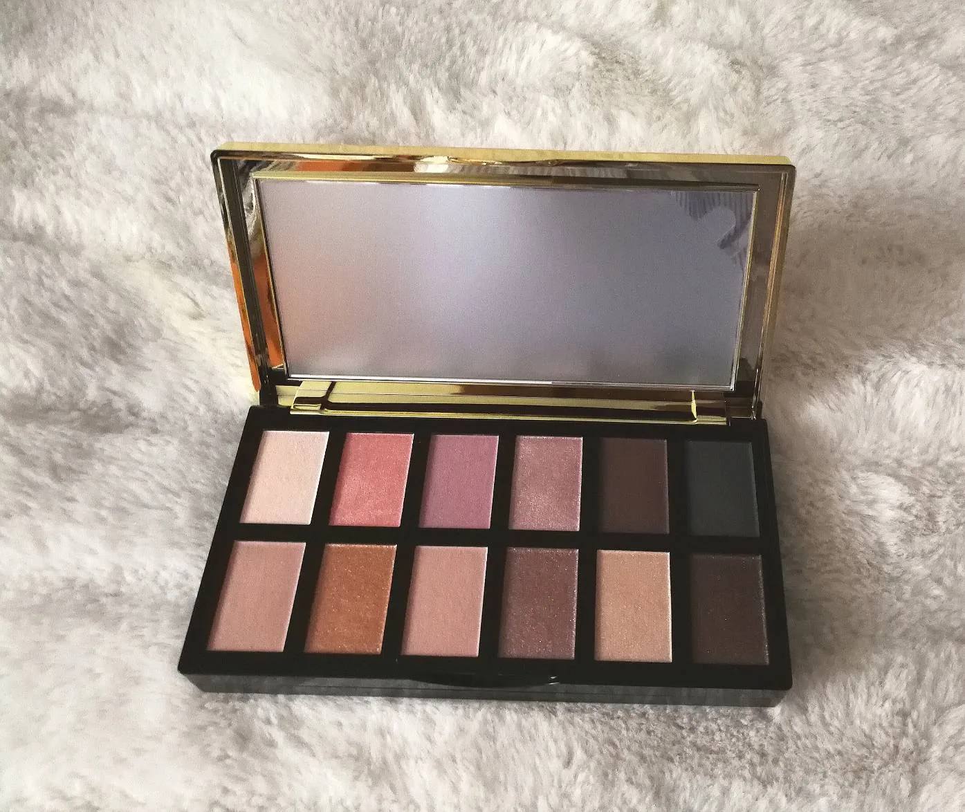 Lancôme Eyeshadow & Blush Palette image indicator(2)