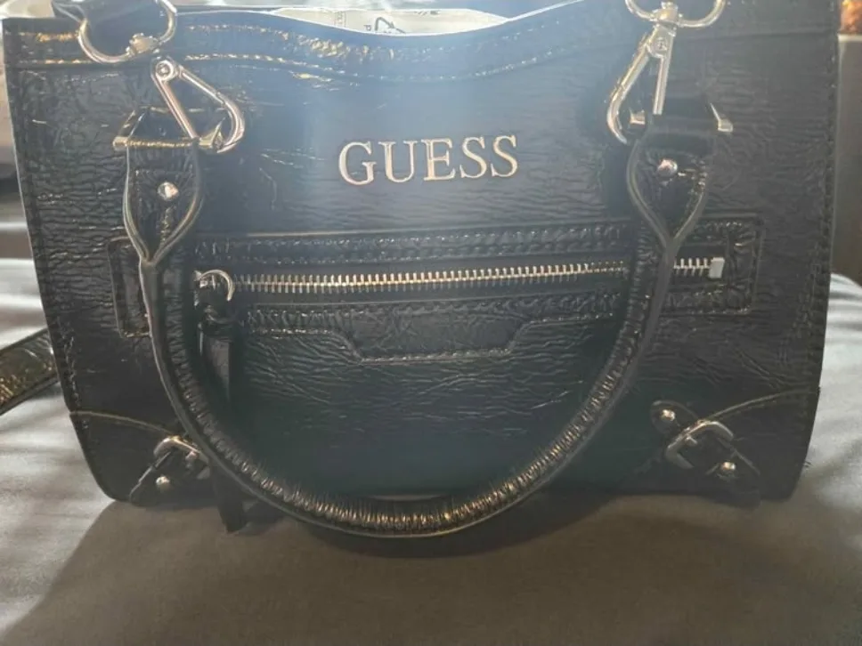 New Guess Purse image indicator(5)