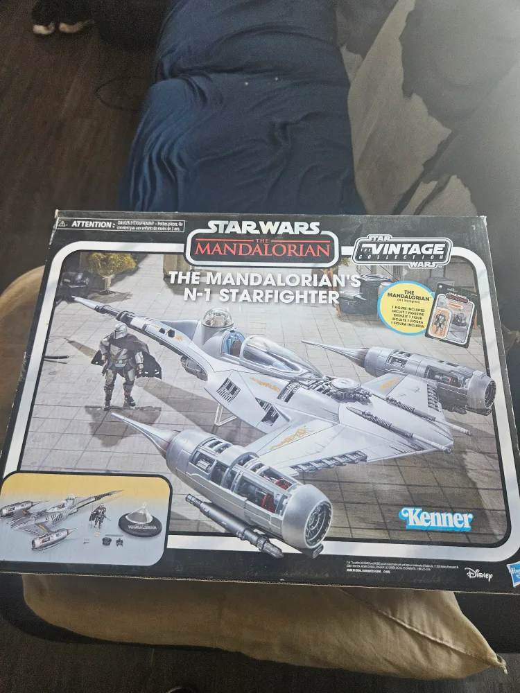 Star Wars Mandalorian N-1 Starfighter Vintage Collection thumbnail