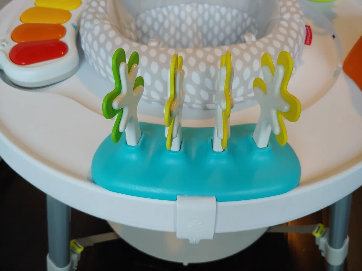 Skip Hop Explore & More Activity Center image indicator(5)