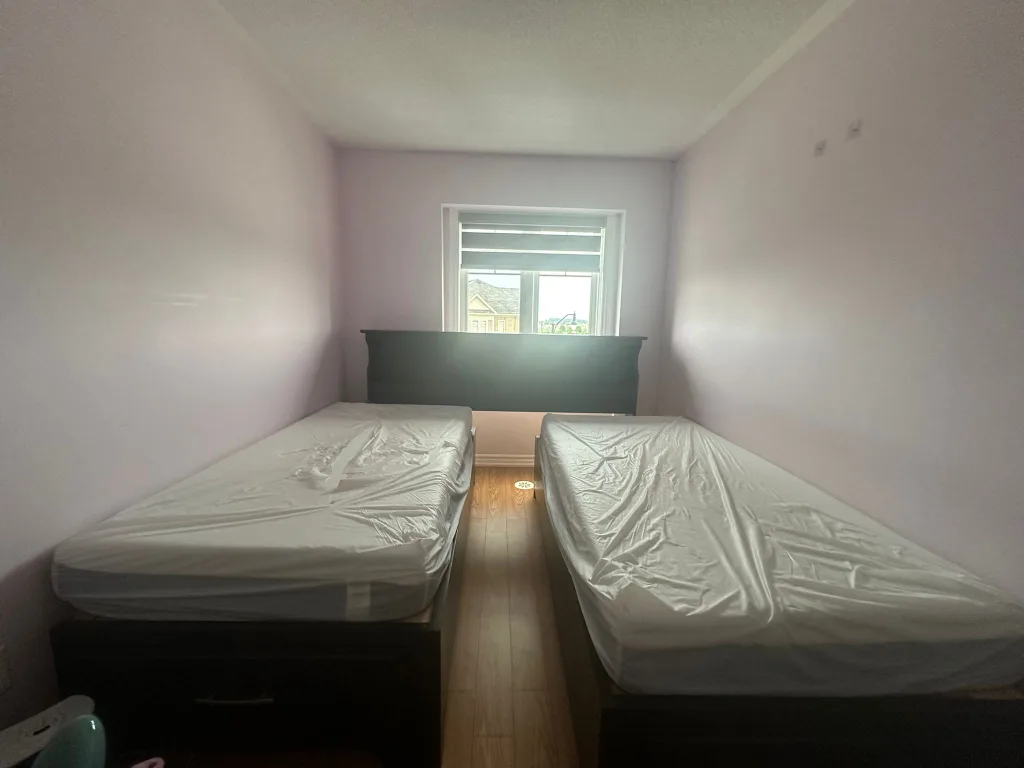 king size bed with storage thumbnail