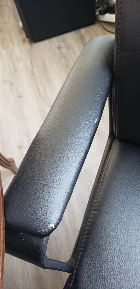 Black Office Chair - photo 4