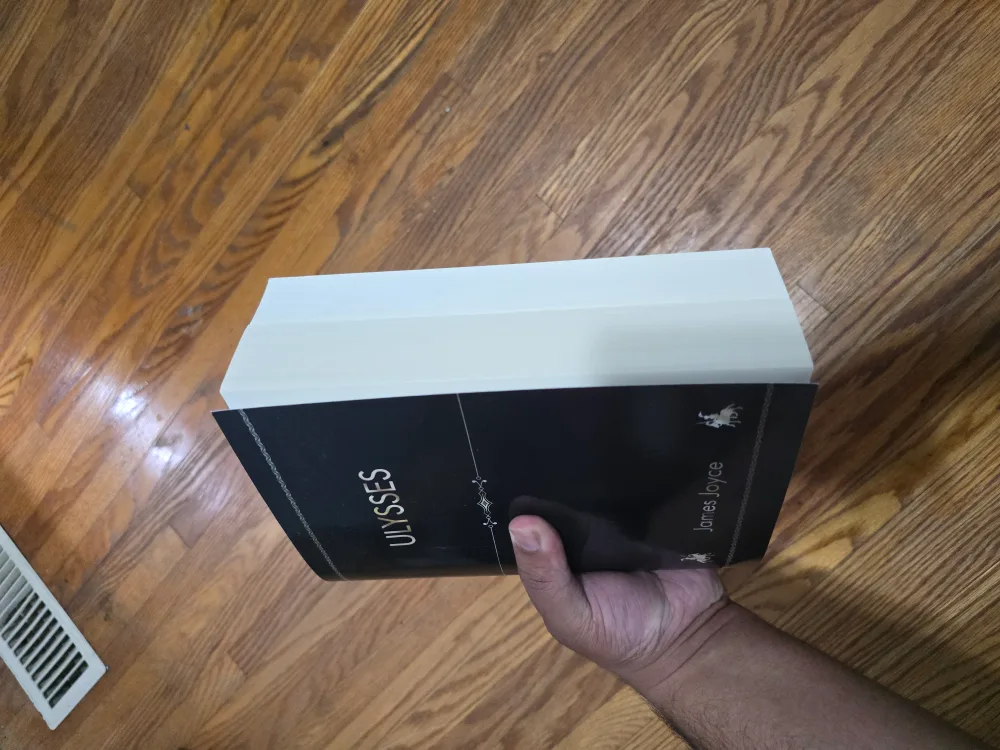 14 Books and Comics Collection image indicator(4)