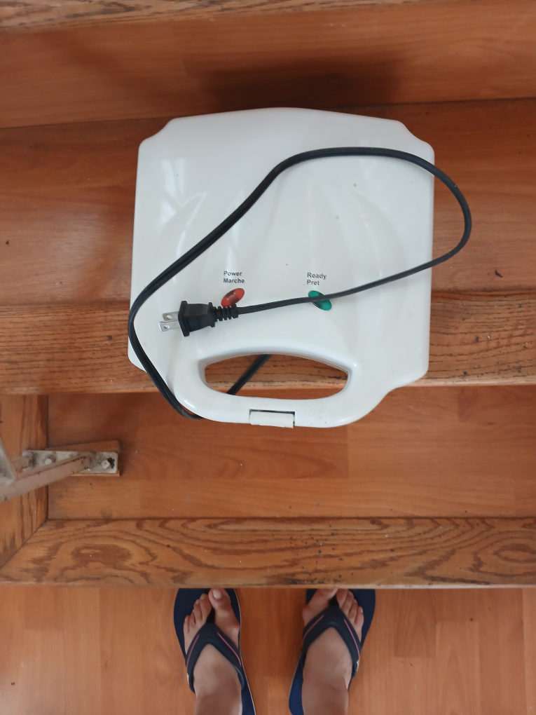 Sandwich Maker - White