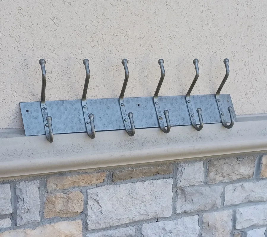 Vindage Metal Coat Rack with 6 Hooks thumbnail