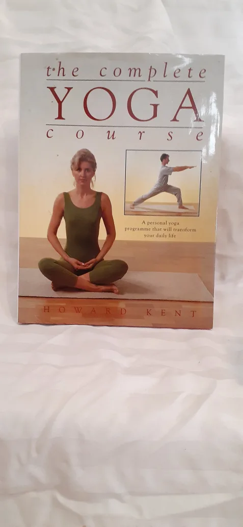 The Complete Yoga Course by Howard Kent thumbnail