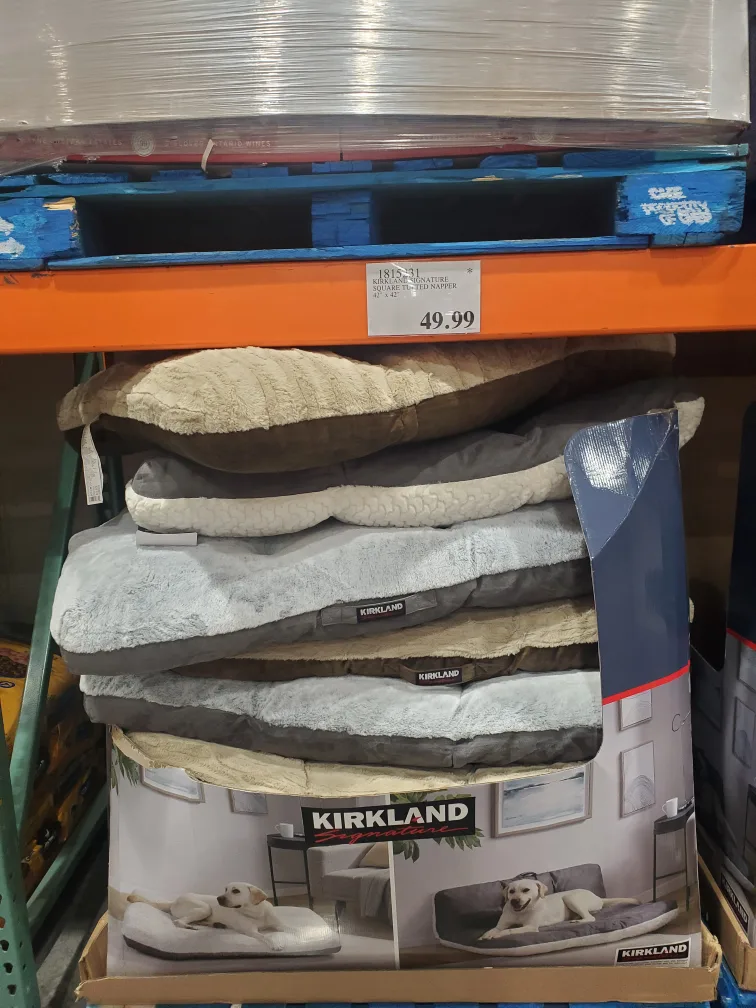 Large dog bed. image indicator(4)