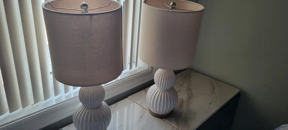 White Table Lamp set of 2 thumbnail