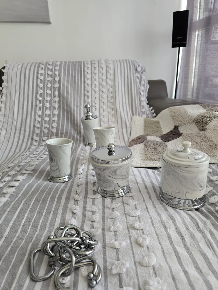Marble Bathroom Accessories Set - Like New! thumbnail