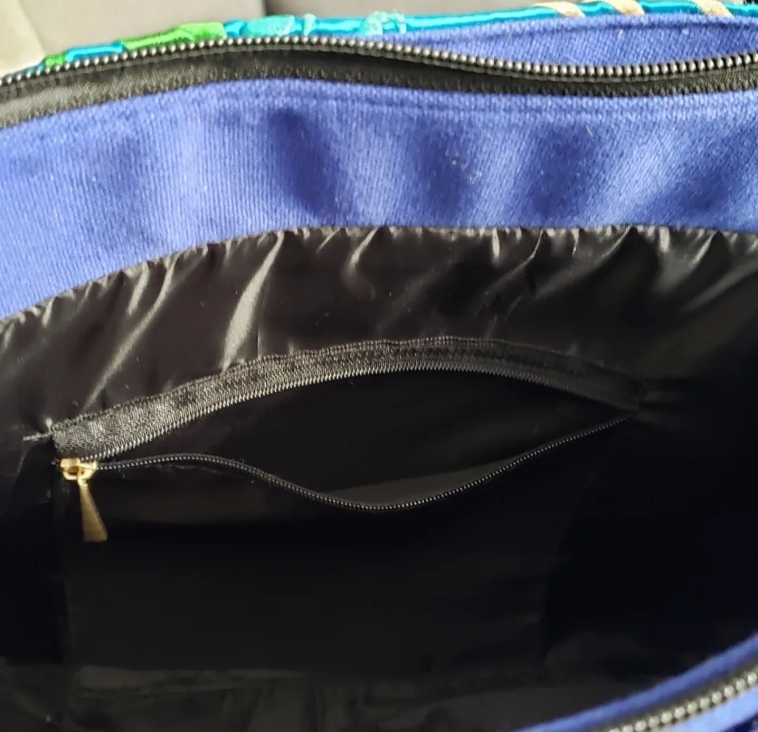 Floral Embroidered Hmong Bag image indicator(8)