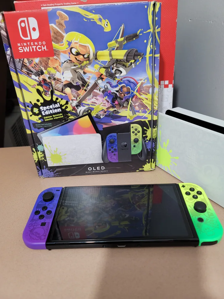 Nintendo Switch OLED thumbnail