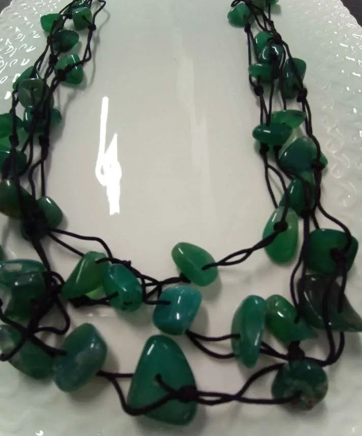 Green Stone Necklace image indicator(2)