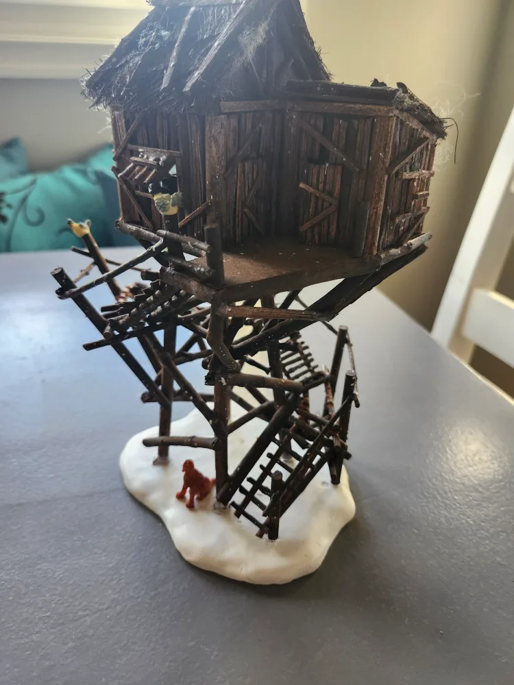 Rustic Treehouse Figurine thumbnail