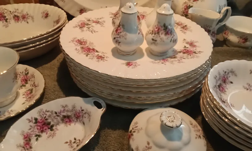 Collection of Royal Albert "Lavender Rose,"  Selling as a Bundle image indicator(2)