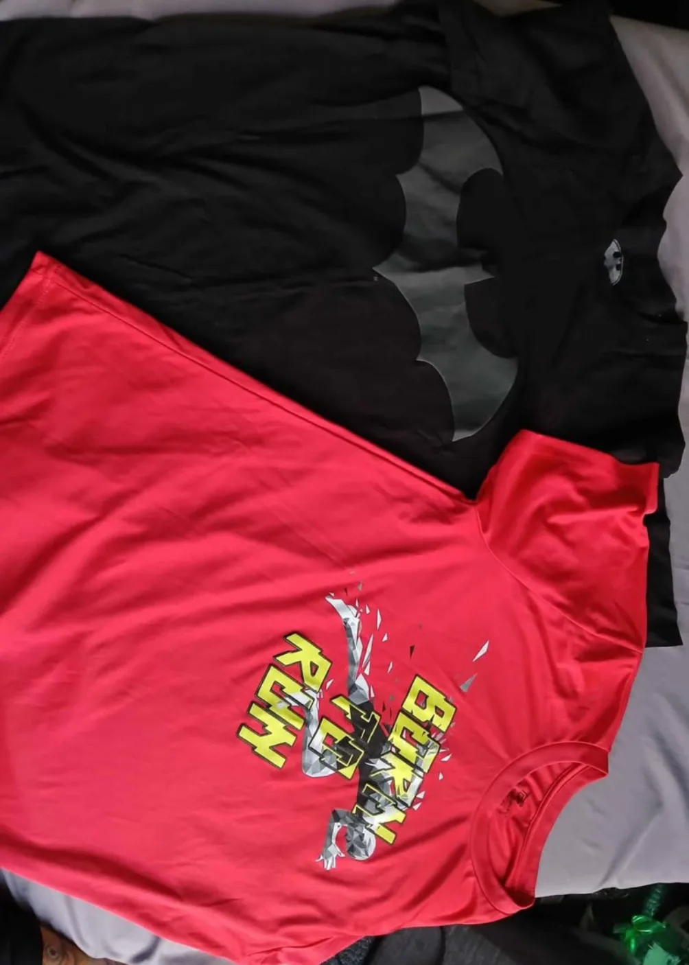 Tek Gear XL Red Shirt & Batman M Black Shirt thumbnail