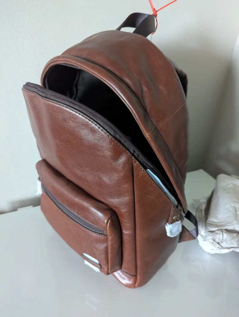 Fossil Brown Leather Backpack - New with Tags image indicator(8)