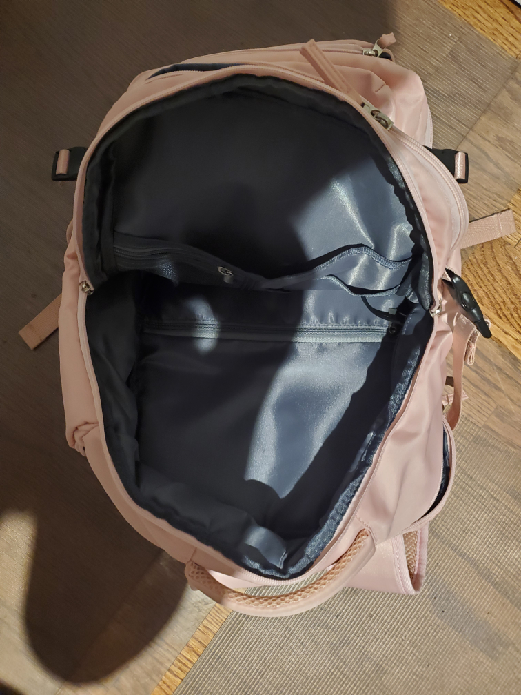 Pink Backpack for travel and work - photo 3