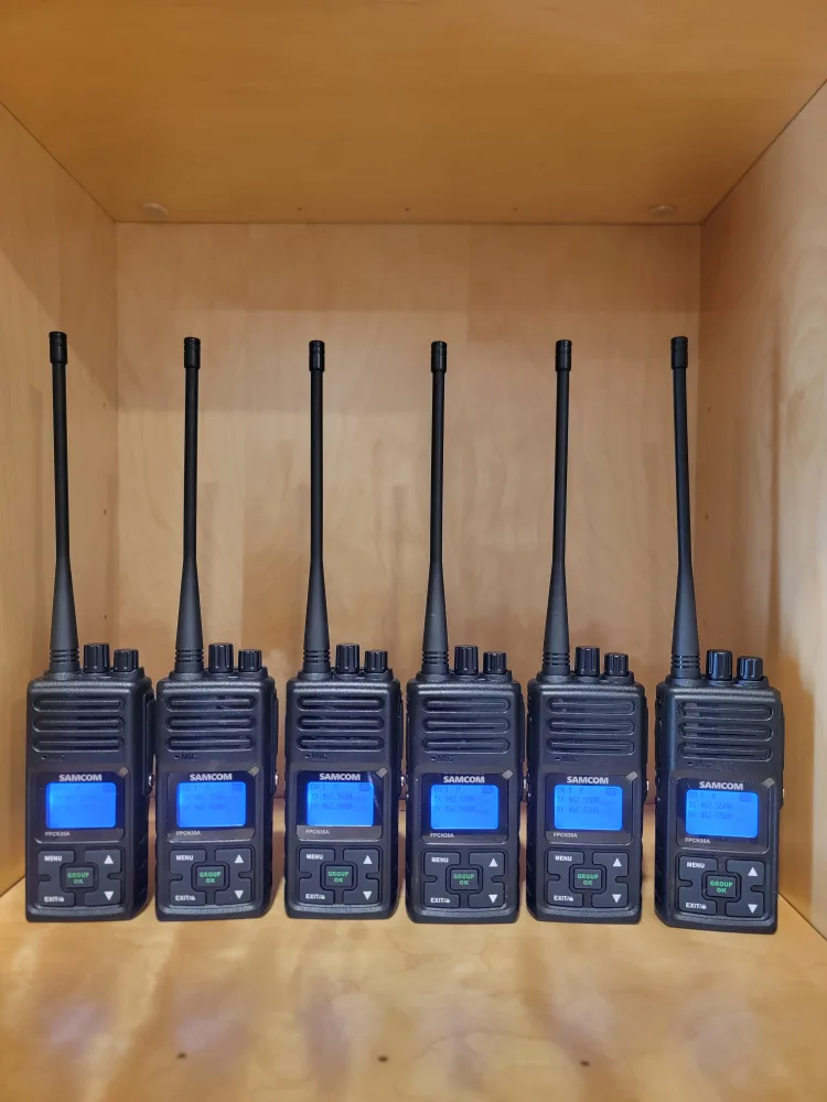 Samcom 2 way radios thumbnail