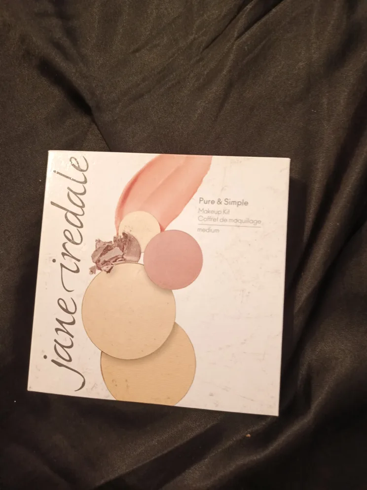 Jane Iredale Pure & Simple Makeup Kit - Medium thumbnail