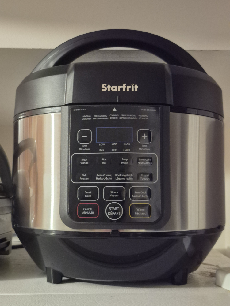 Starfrit 8L Electric Pressure Cooker - Like New! - photo 2