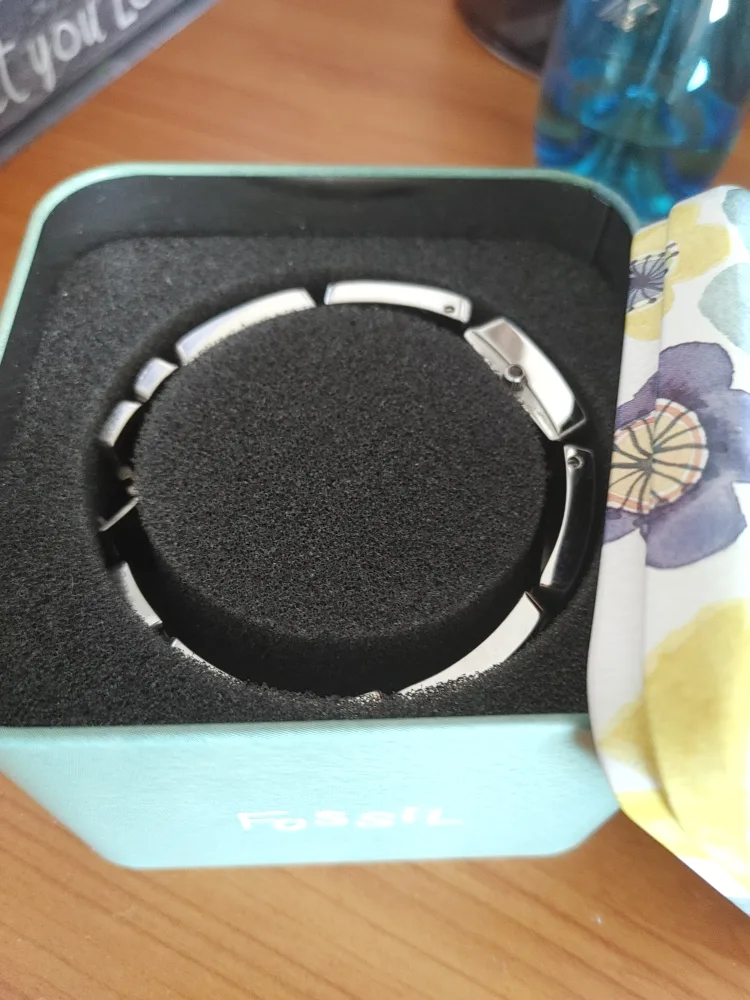 Fossil Women's Watch with Original Box image indicator(4)