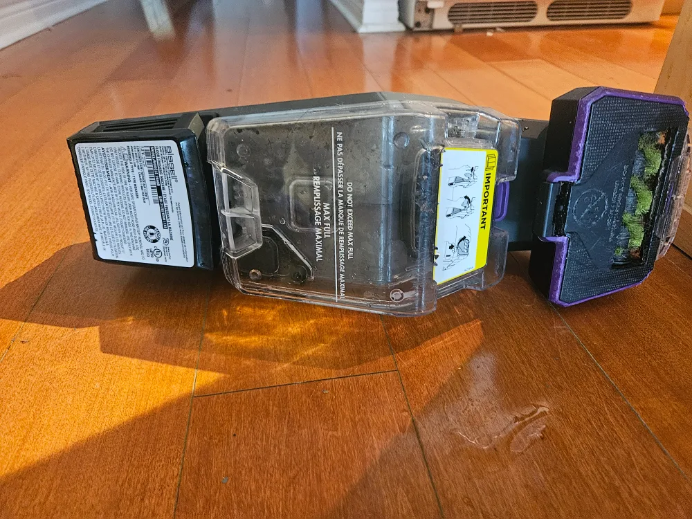 BISSELL - Portable Carpet Cleaner - Pet Stain Eraser PowerBrush image indicator(4)