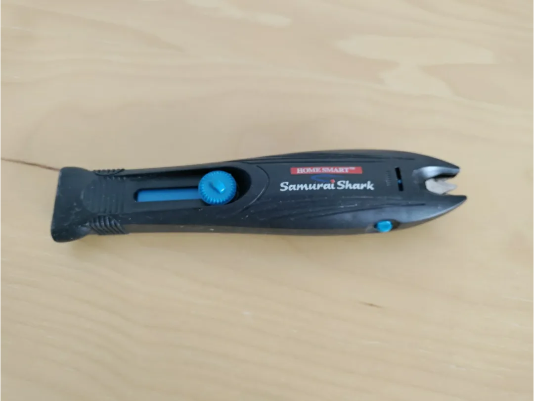 Samurai Shark Knife Sharpener 🇨🇦 thumbnail