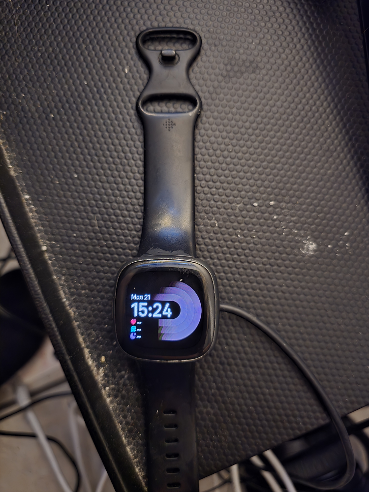 Fitbit Versa 4 Black Smartwatch