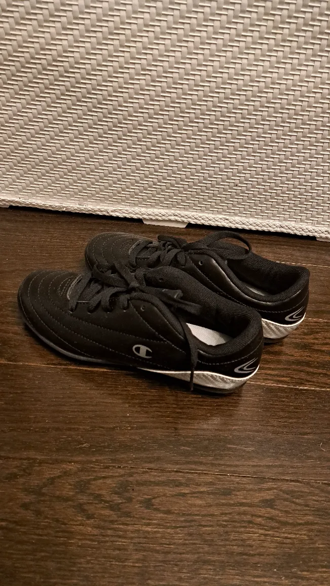 ✨️⚽️brand NEW✨️ Champion Soccer (or Baseball) Cleats ⚽️ image indicator(3)