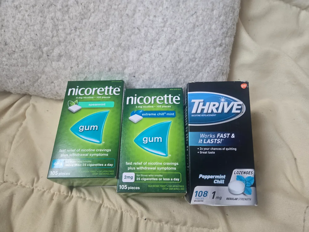 Nicotine quiet smoking lozenges and 2 packs of gum thumbnail
