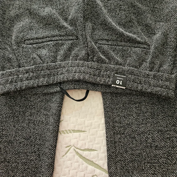 New Reitmans Tapered Trouser Pants - Size 10 thumbnail