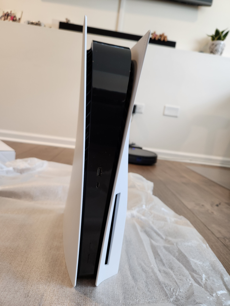 PlayStation 5 (PS5) Console - photo 3