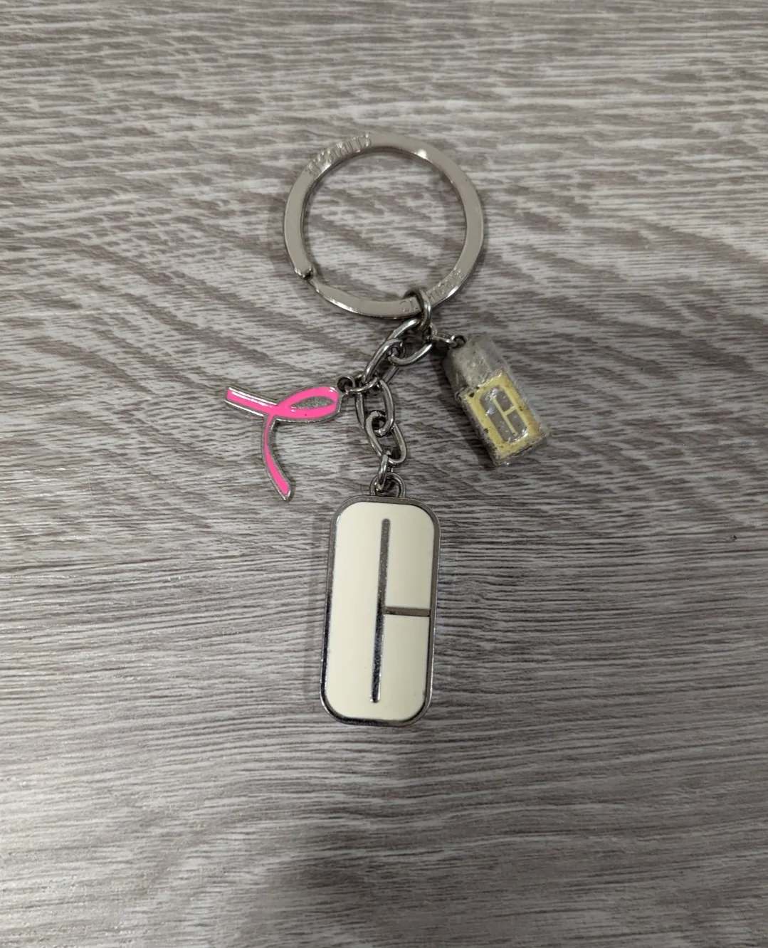 Clinique Keychain with Pink Ribbon thumbnail