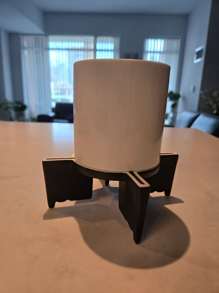 White Fondue Pot with Stand thumbnail