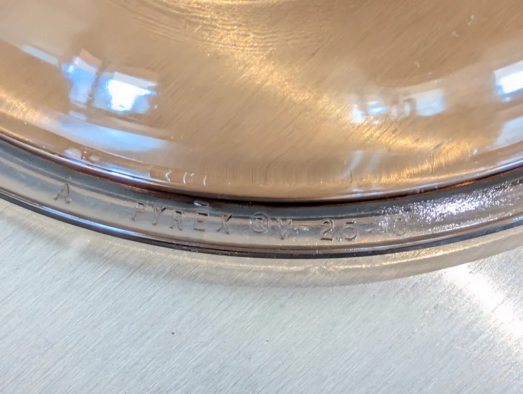 Vision France Pyrex CW-2.5 Dutch Oven image indicator(5)