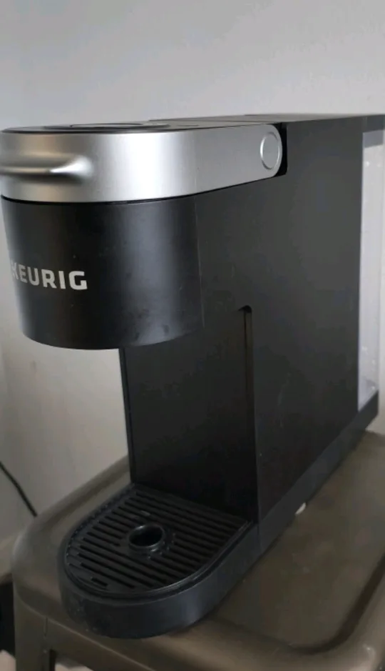 Keurig K-Slim Black Single Serve Coffee Maker thumbnail
