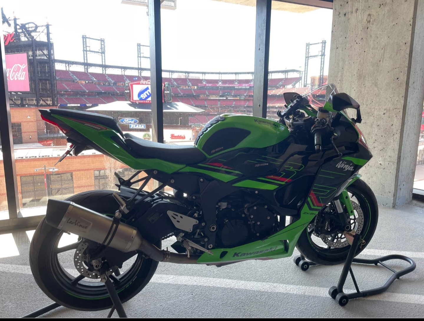 Kawasaki Ninja ZX-6R KRT ABS - photo 4