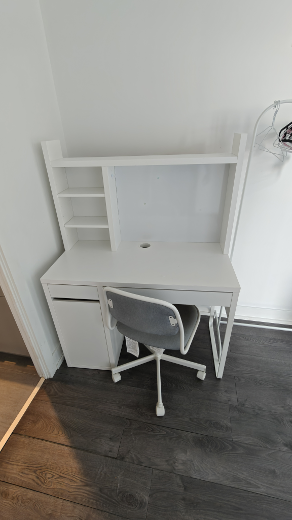 IKEA MICKE White Desk with Hutch