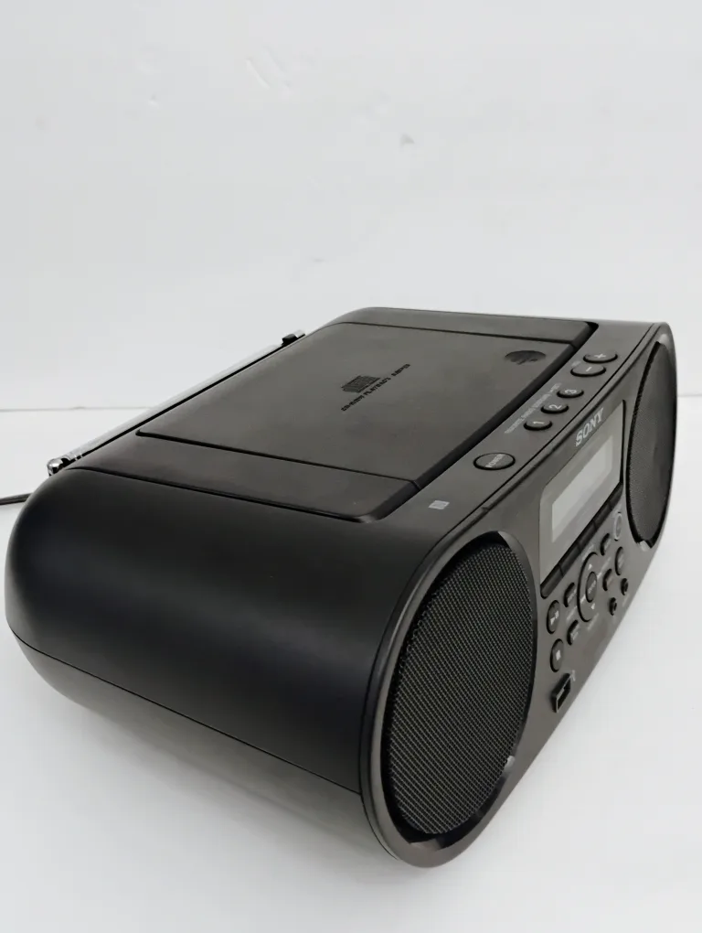 Sony ZS-RS60BT Bluetooth CD FM-AM USB Boombox. EUC image indicator(9)