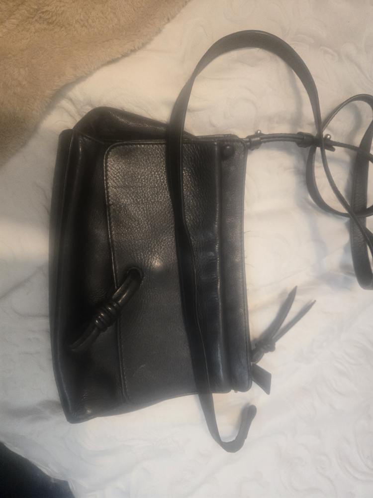 Massimo Dutti Black Leather Crossbody Bag - photo 4