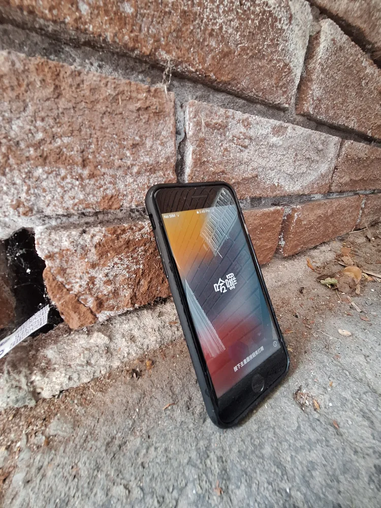 iPhone 7! 32 gb image indicator(2)