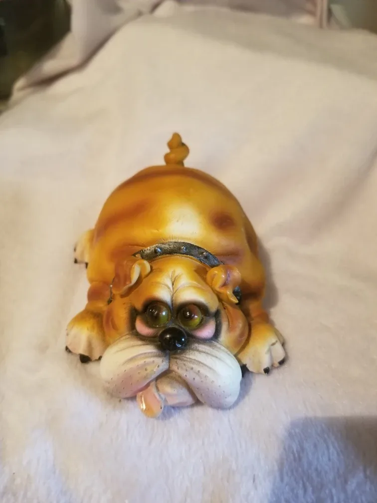 Bulldog Figurine thumbnail
