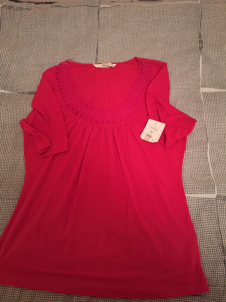 Peter Nygard Tunic Top - Size S thumbnail