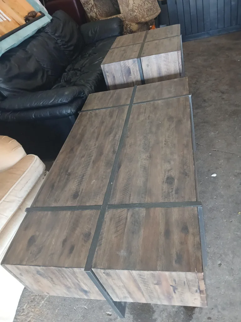 modern coffee and side table thumbnail
