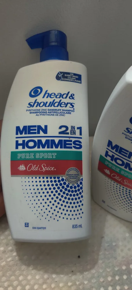 2 bottles of Head & Shoulders Men  Shampoo thumbnail