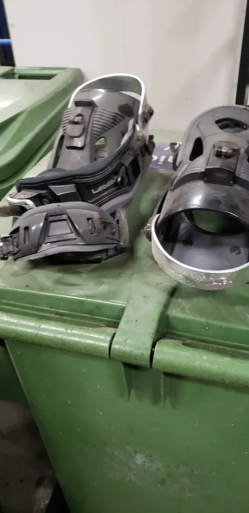 Sims Vice Snowboard with Lamar Bindings image indicator(3)